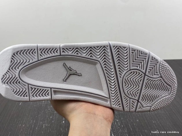 Cheap Husky 4 819139-030 Snakeskin Retro Jordan 0814